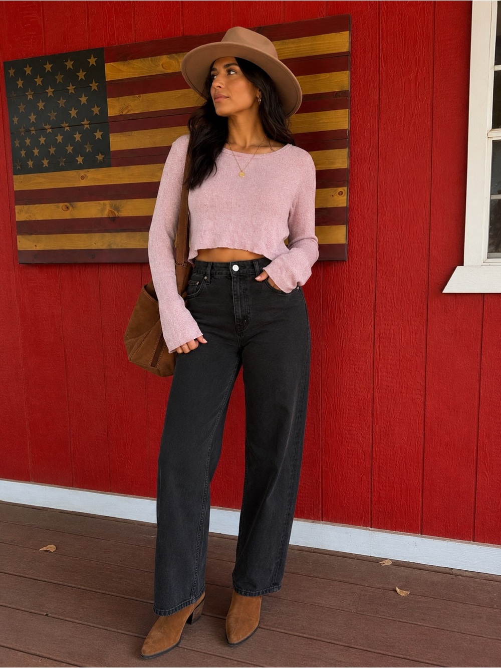 Urban Outfitters BDG Pink Ribbed Long Sleeve Cropped Top Size Large